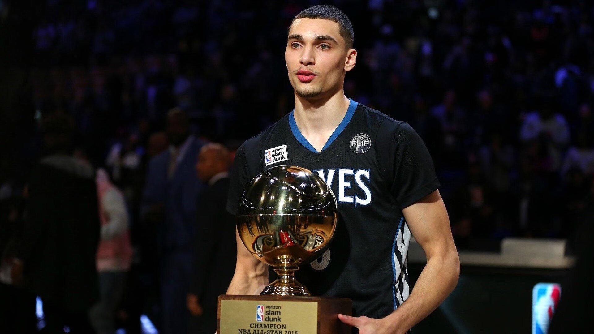 _未来科技挑战赛：AI与机器人辅助训练_，未来机器人伴侣