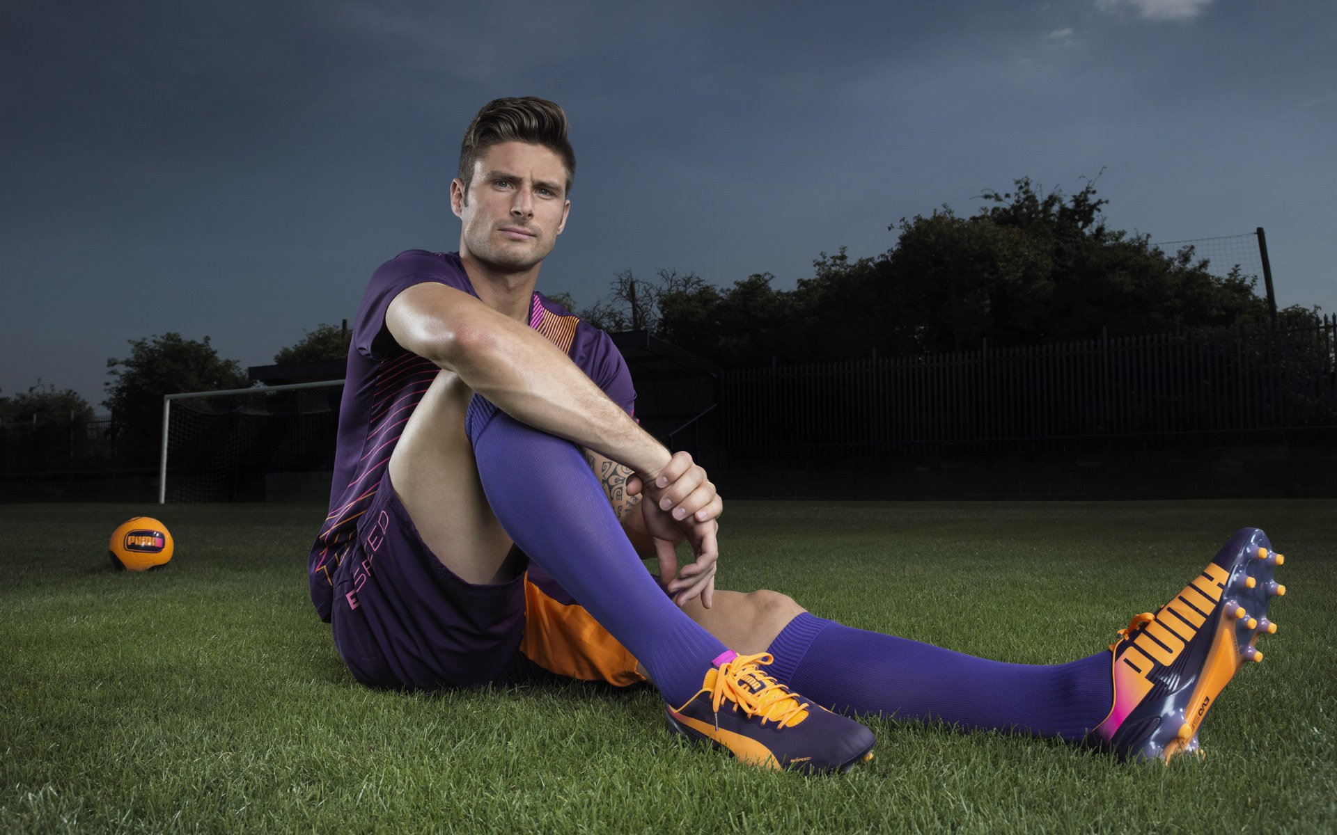 《电竞赛事现场纪实:记者带你一探究竟》,电竞赛事看点