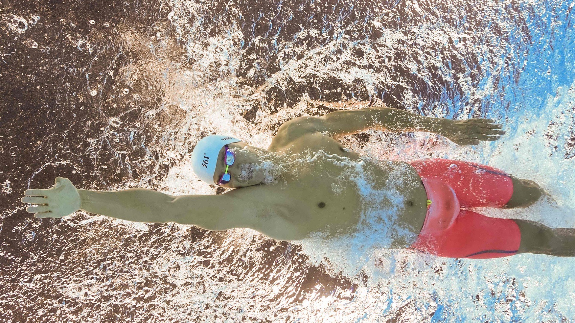 逆境突围：车手们的精彩翻盘，逆境突袭介绍